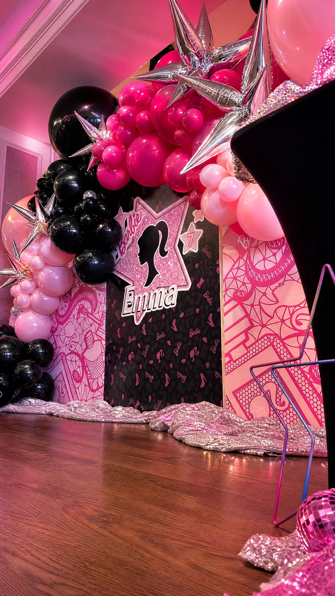 Emma & Samantha's Barbie Party: 15 personalized barbie backdrop