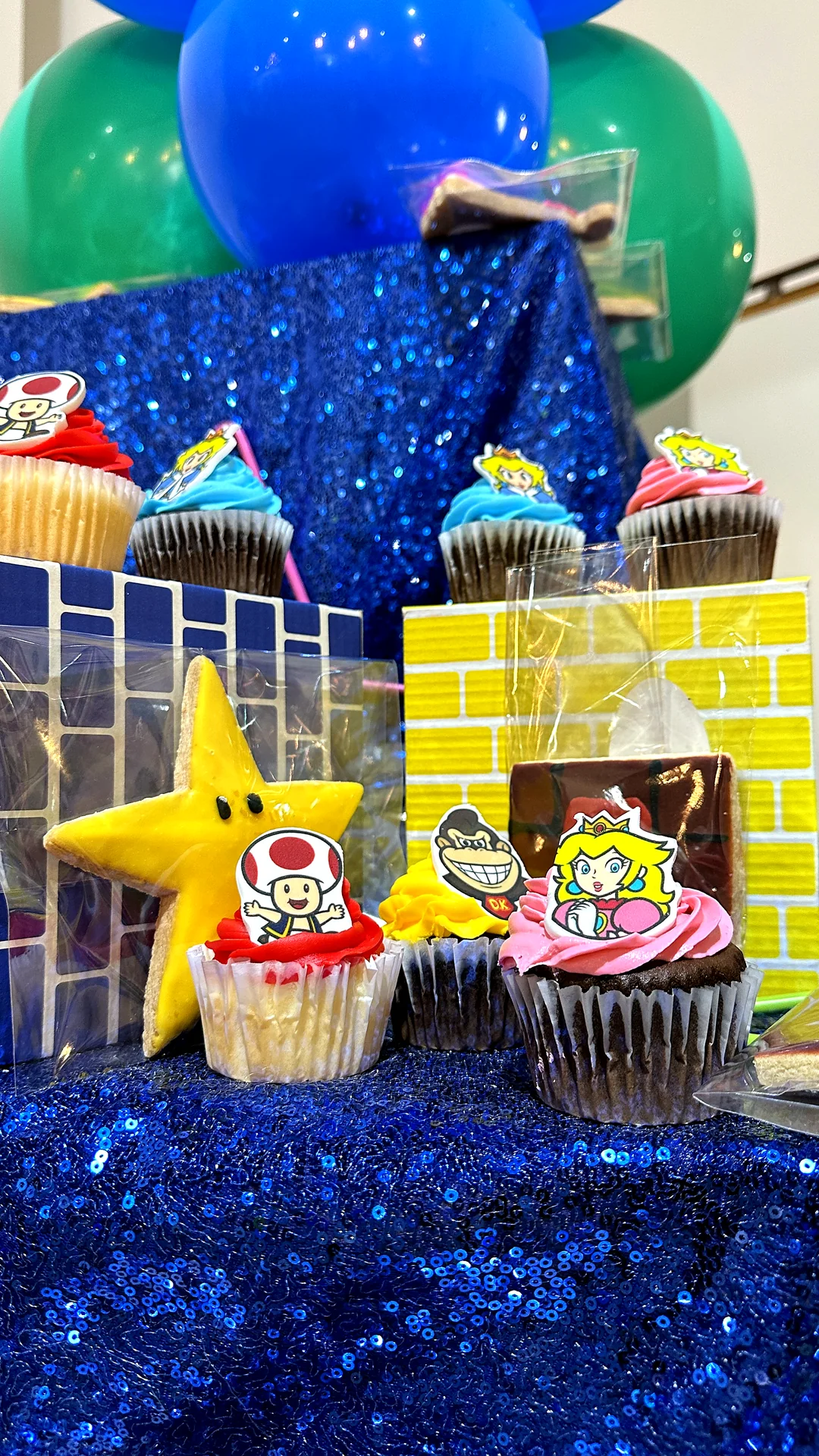 Super 7 Birthday Bash: celebration detail 3 from a Poppin Kids birthday party in Houston