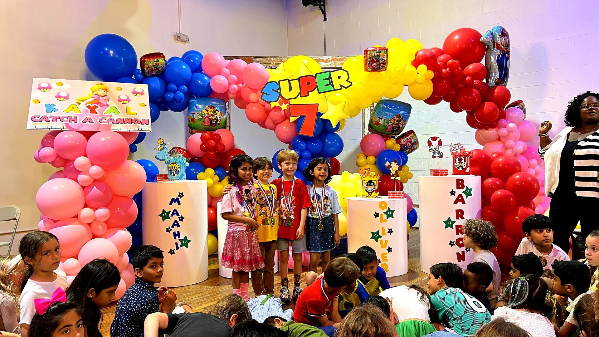 Super 7 Birthday Bash: celebration detail 16 from a Poppin Kids birthday party in Houston