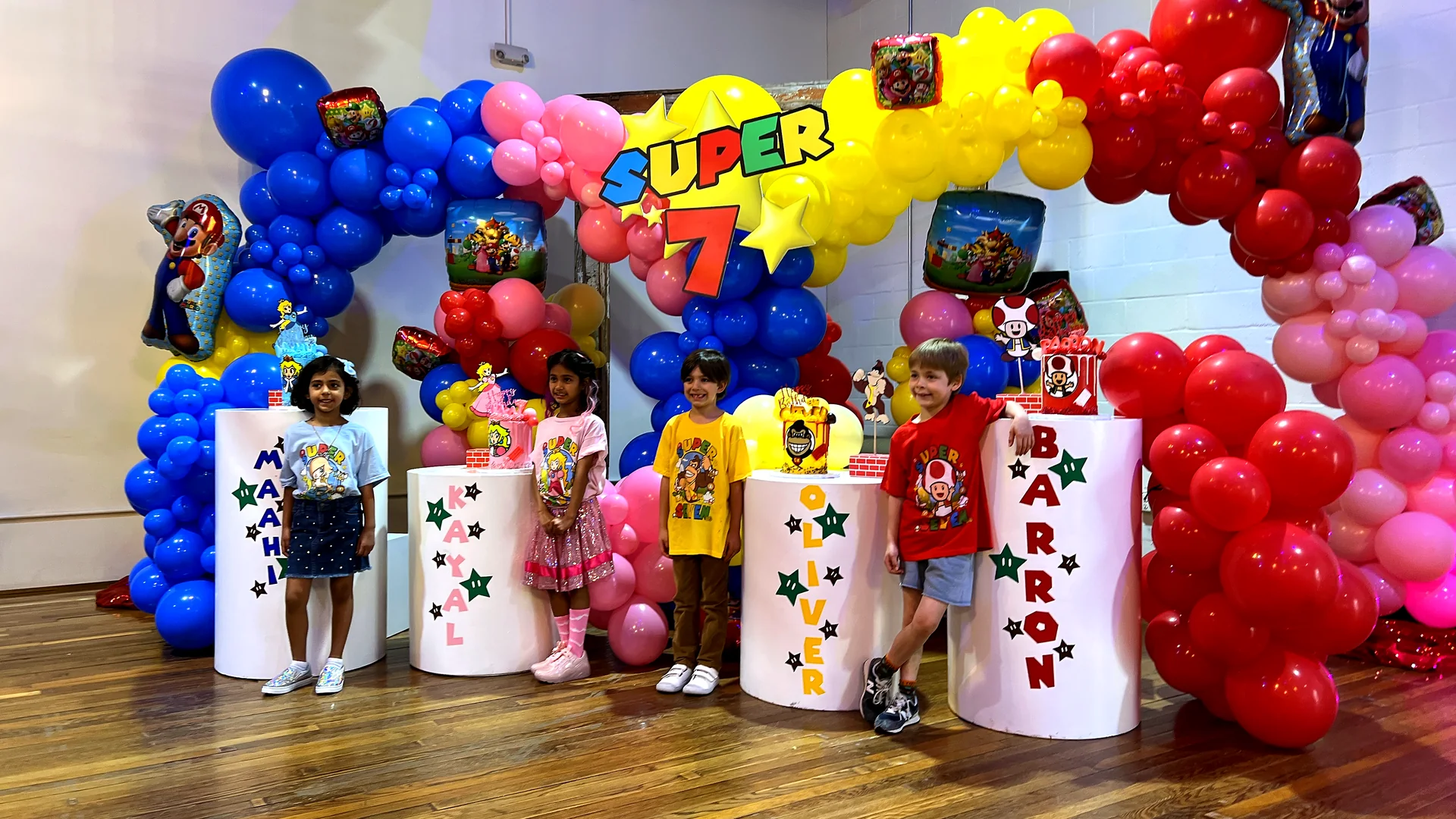 Super 7 Birthday Bash: celebration detail 17 from a Poppin Kids birthday party in Houston