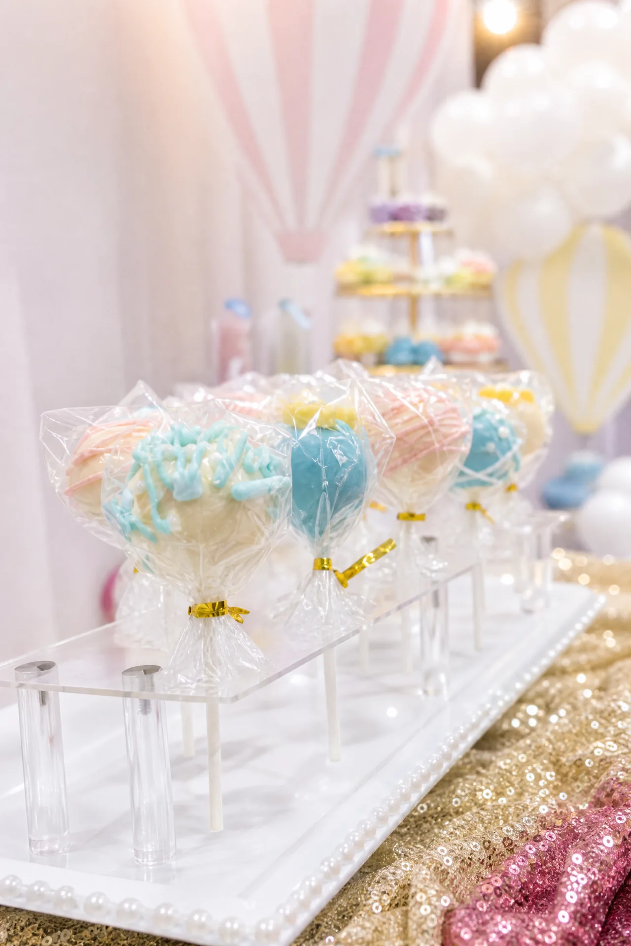 Luna Rose’s Hot Air Balloon First Birthday: celebration detail 5 from a Poppin Kids birthday party in Houston